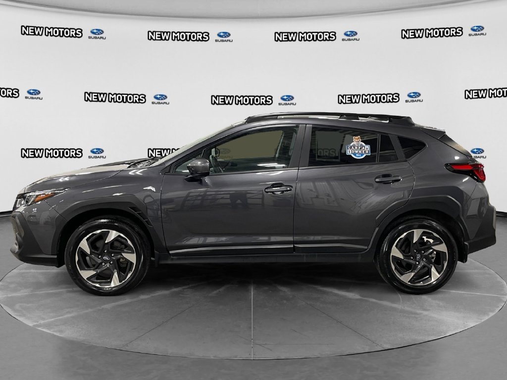 2024 Subaru Crosstrek photo 2 of 16