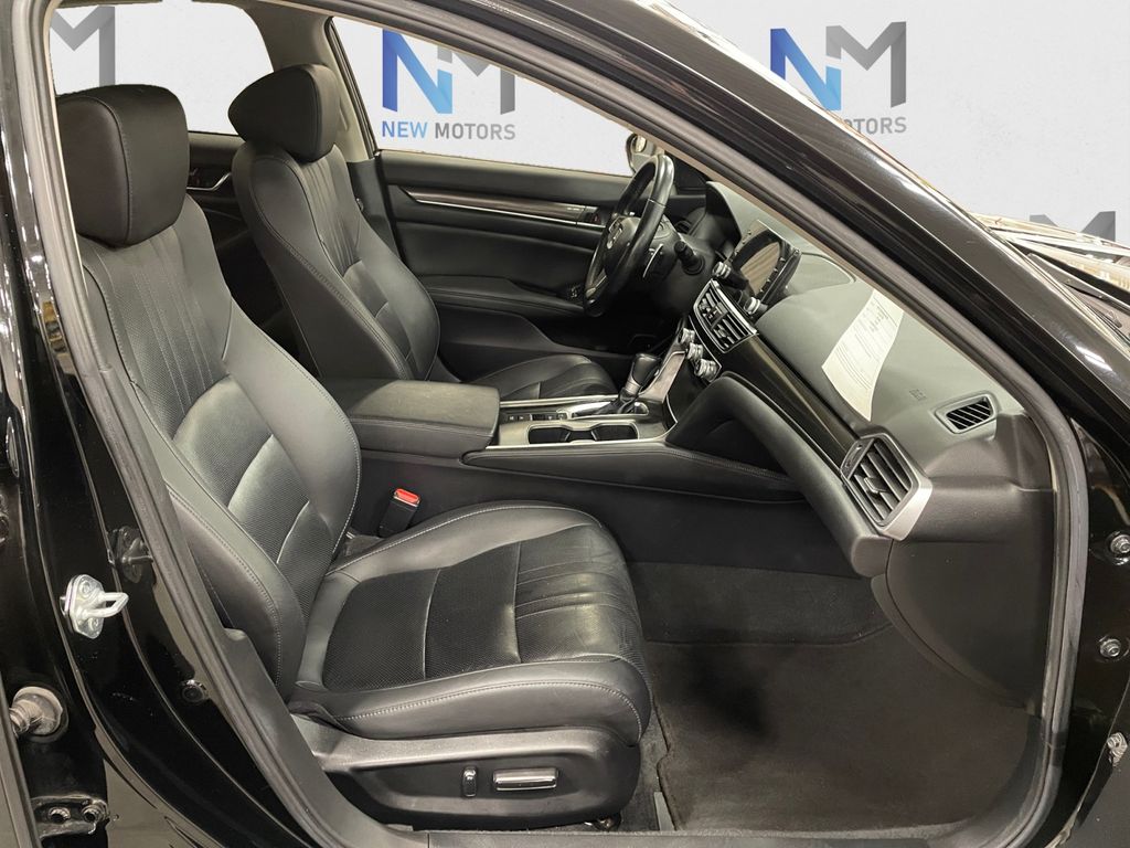 2021 Honda Accord Sport SE 1.5T Crystal Black Pearl at New Motors