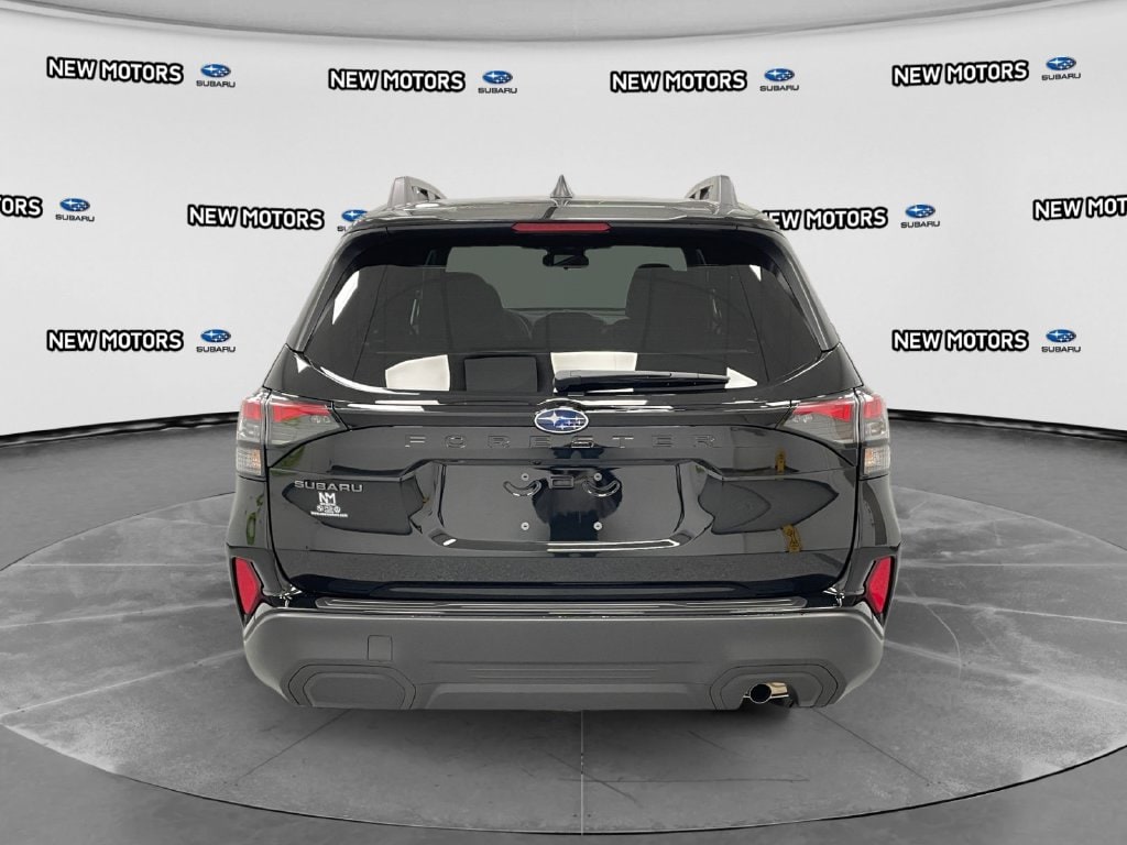 2026 Subaru Forester photo 3 of 16