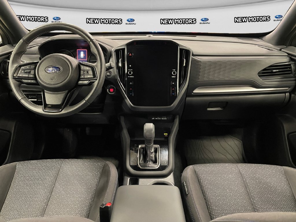 2025 Subaru Forester photo 12 of 18