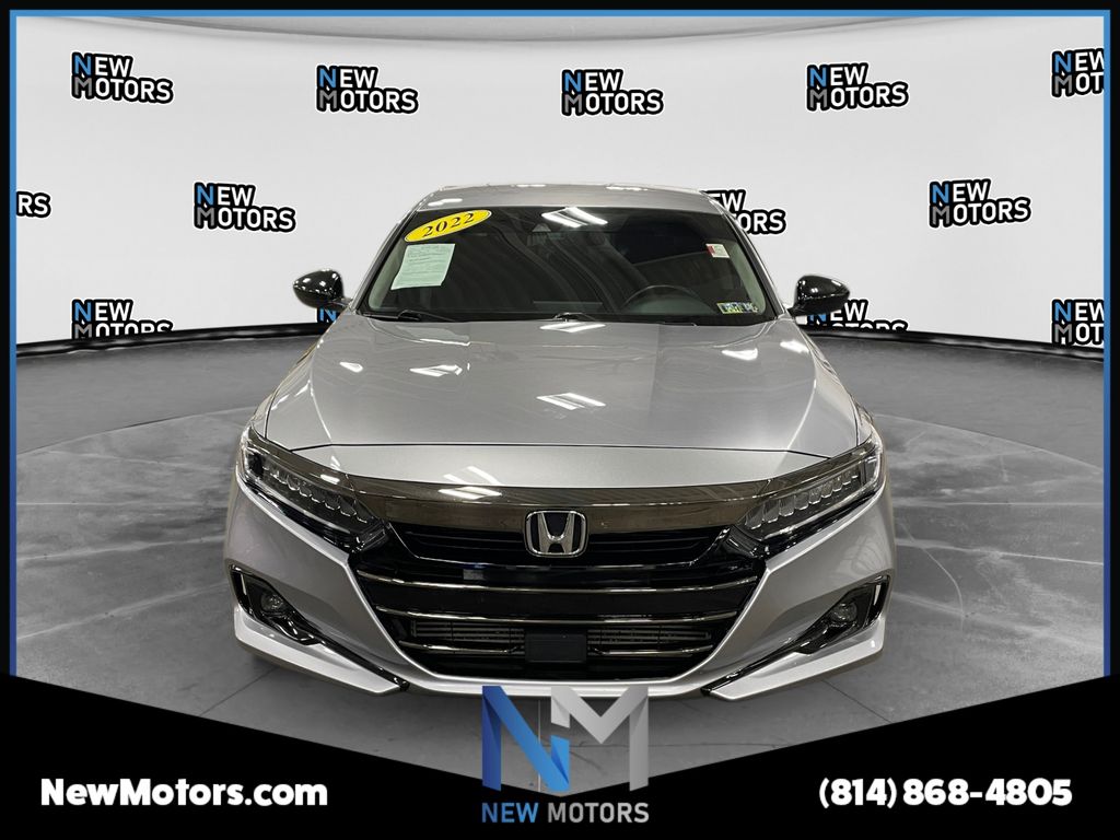 2022 Honda Accord Sport SE 1.5T Lunar Silver at New Motors