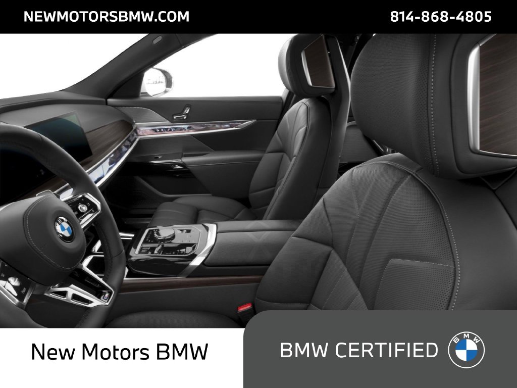 2023 BMW 760i photo 7 of 13
