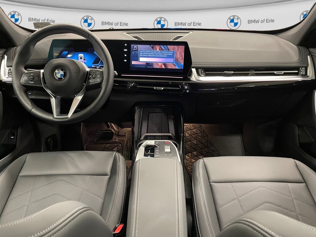 2026 BMW X1 xDrive28i - 9