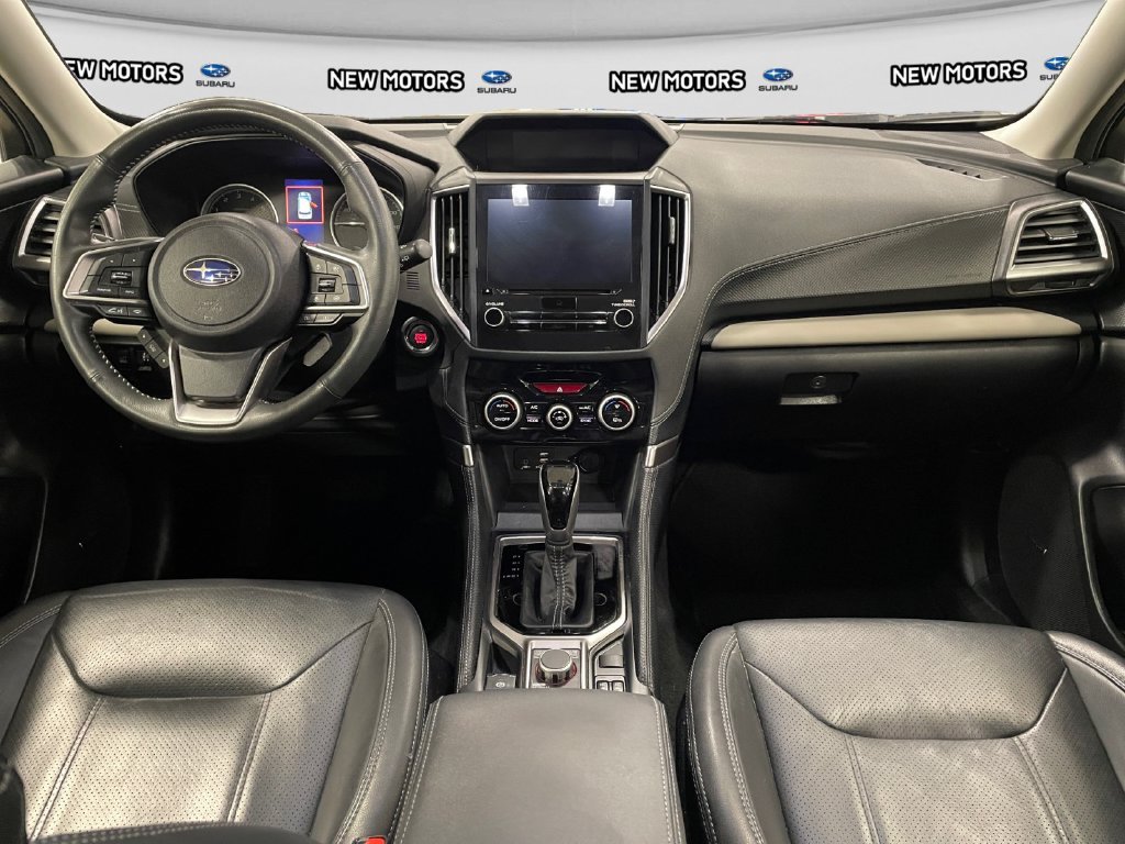 2023 Subaru Forester photo 10 of 17