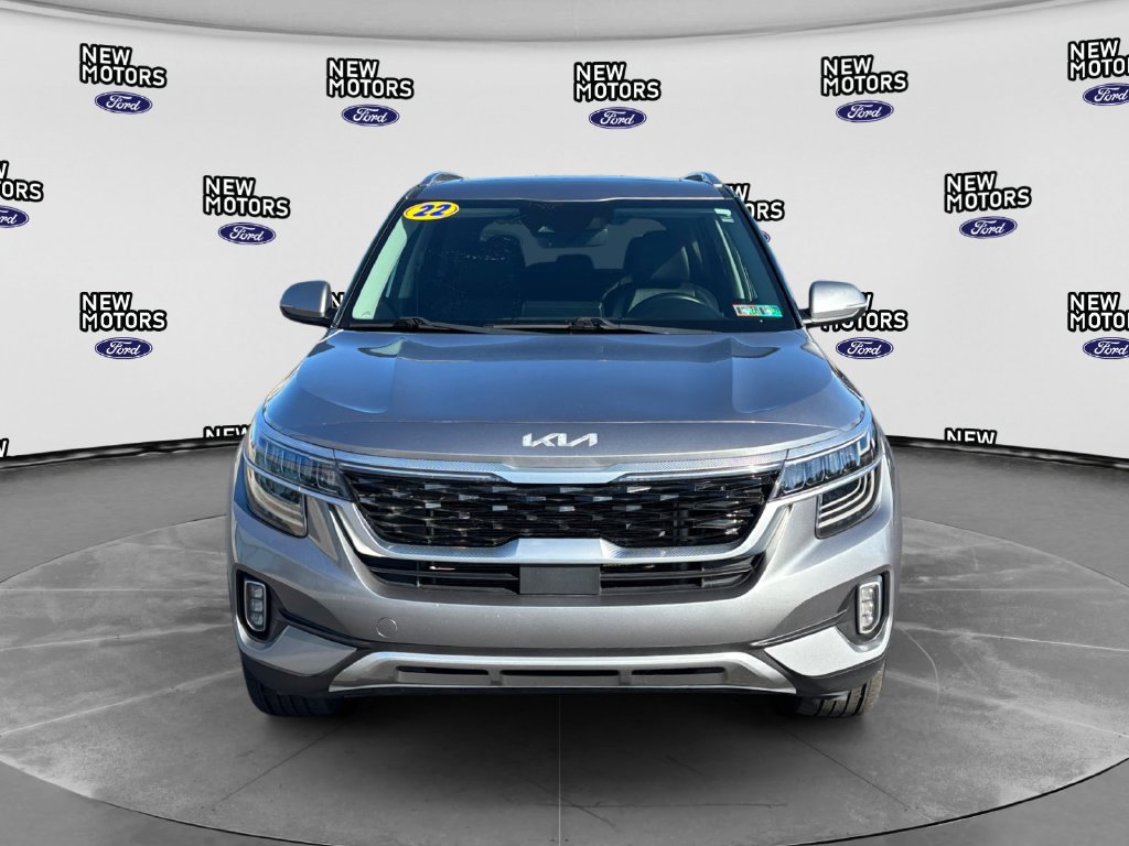 2022 Kia Seltos photo 9 of 16