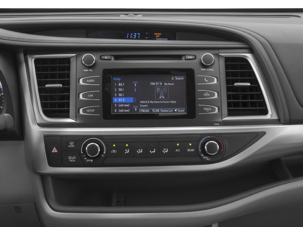 2018 Toyota Highlander photo 6 of 9