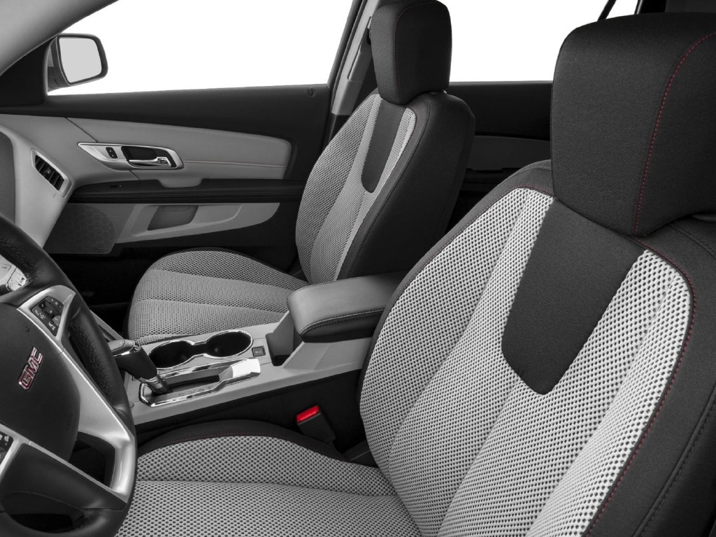 2017 GMC Terrain photo 7 of 12