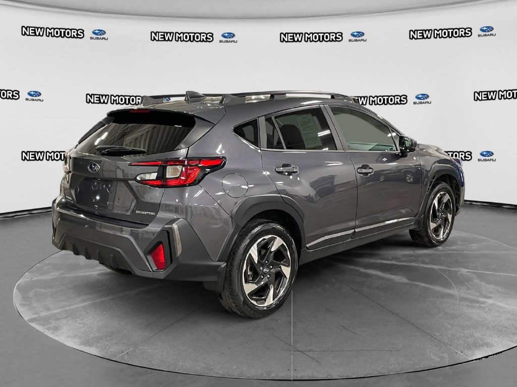 2024 Subaru Crosstrek photo 5 of 16