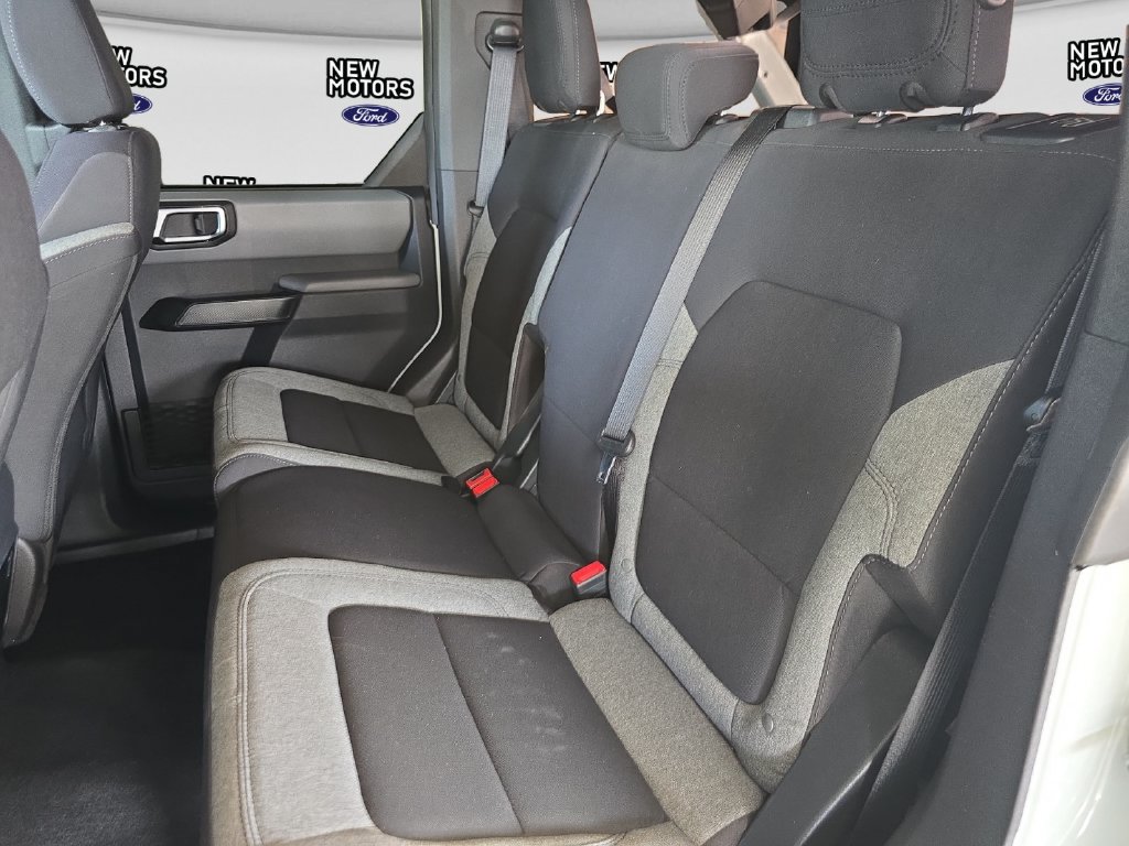 2022 Ford Bronco photo 14 of 17