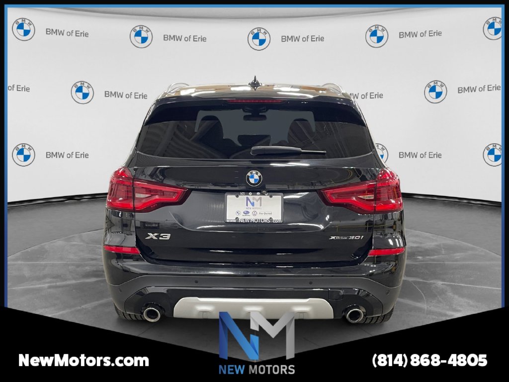 2021 BMW X3 photo 4 of 18