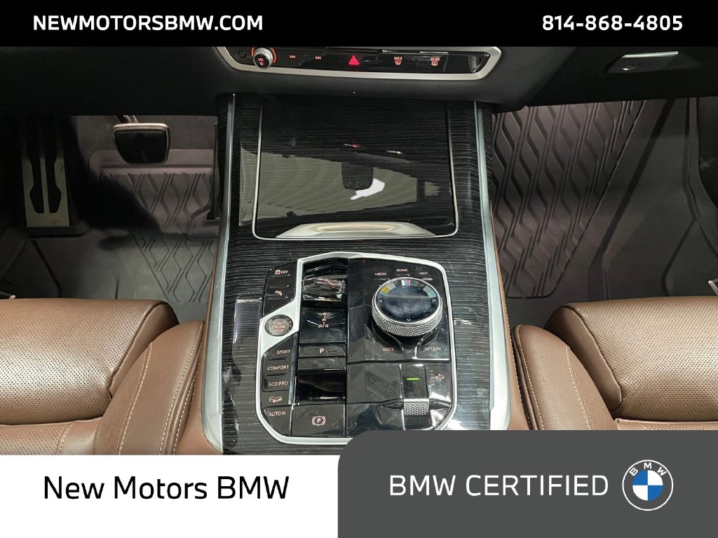 2024 BMW X7 photo 11 of 17