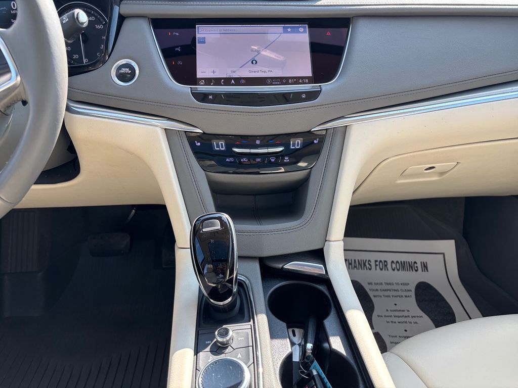 2022 CADILLAC XT5 Premium Luxury - 10