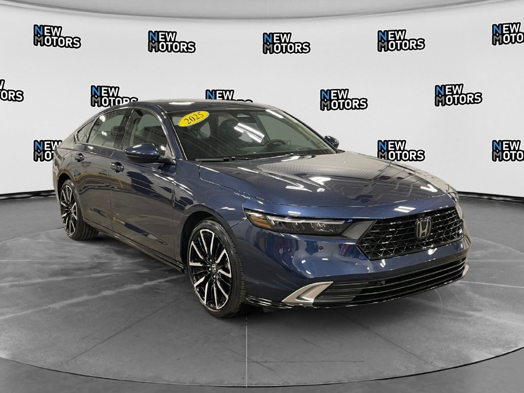 2025 Honda Accord Hybrid photo 7 of 16