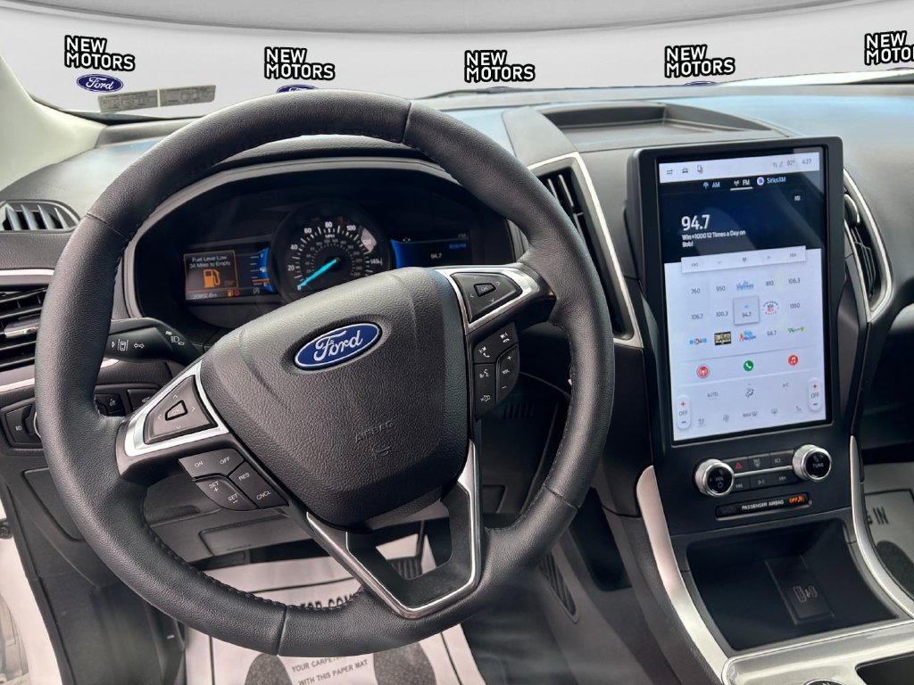 2024 Ford Edge photo 11 of 16