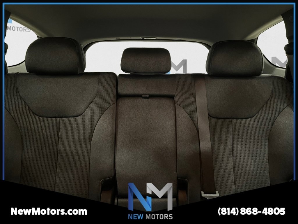 2021 Hyundai Santa Fe photo 13 of 15