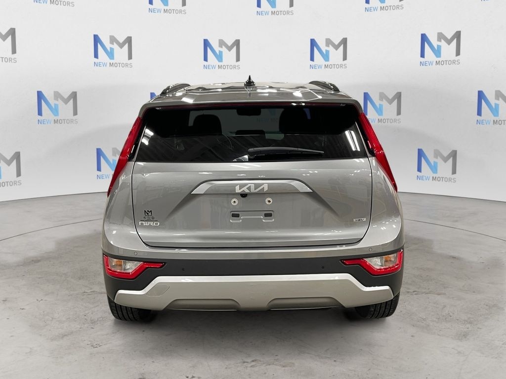 Used 2023 Kia Niro EX SUV