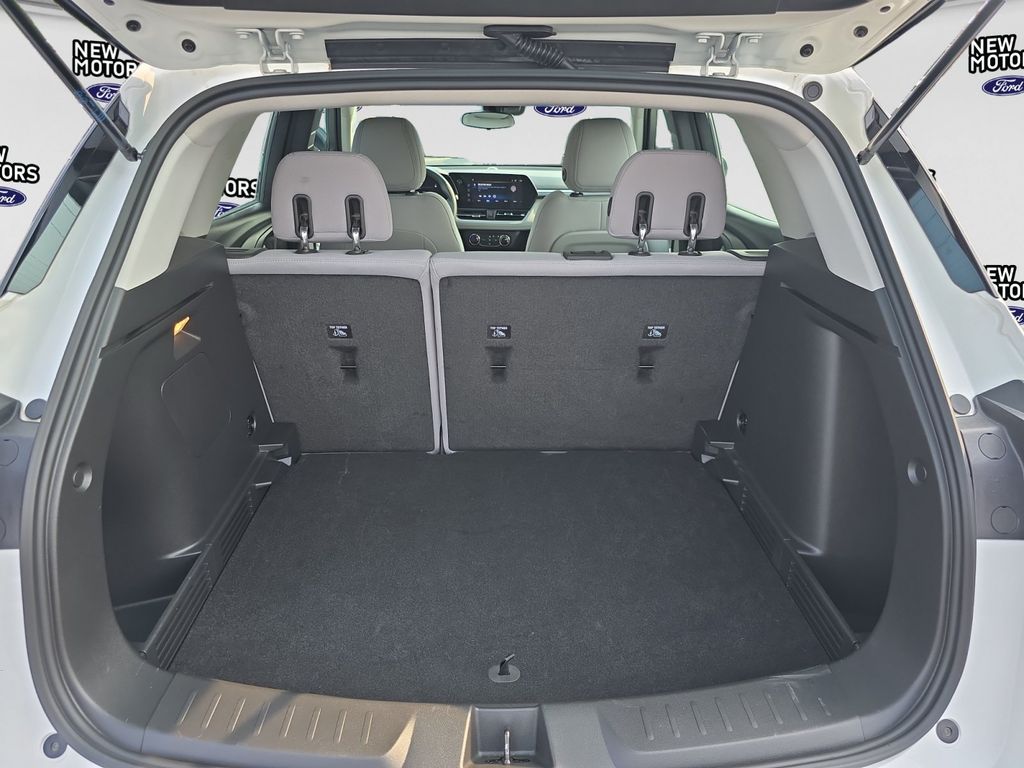 2024 Chevrolet Trailblazer LS Summit White at Solomon Chevrolet