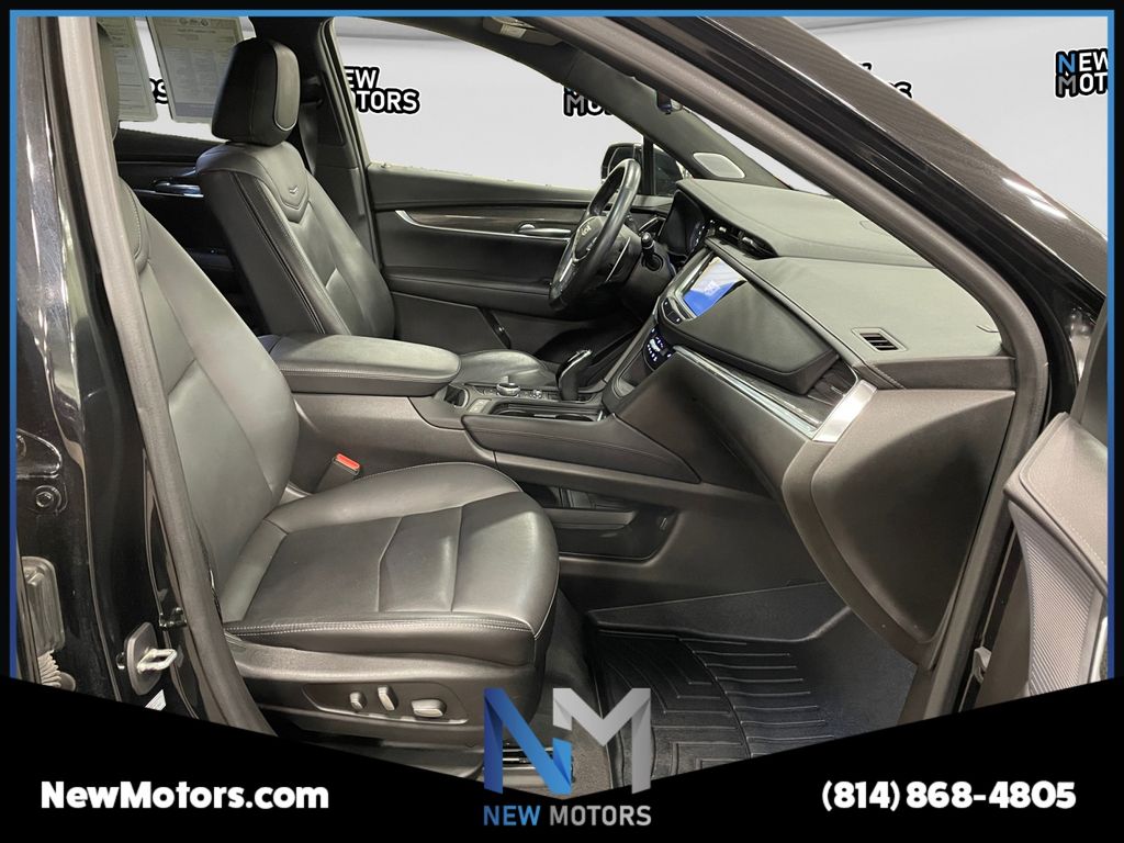2022 CADILLAC XT5 Sport Stellar Black at New Motors