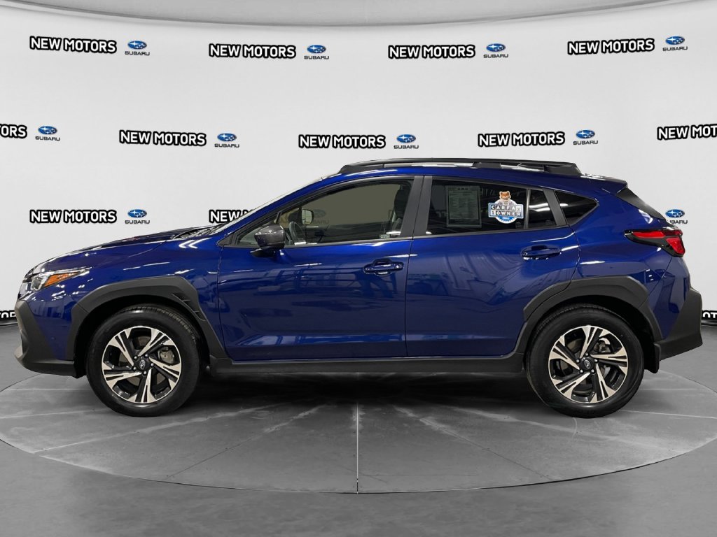2025 Subaru Crosstrek photo 2 of 16