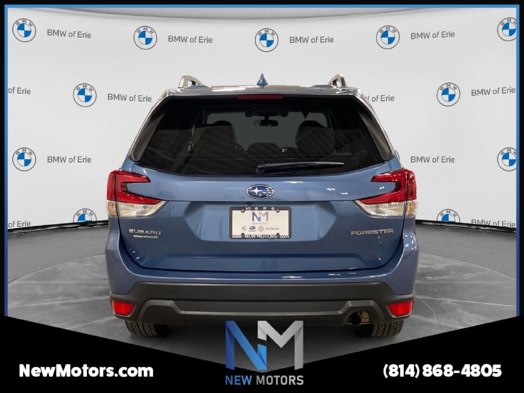 2021 Subaru Forester photo 4 of 18