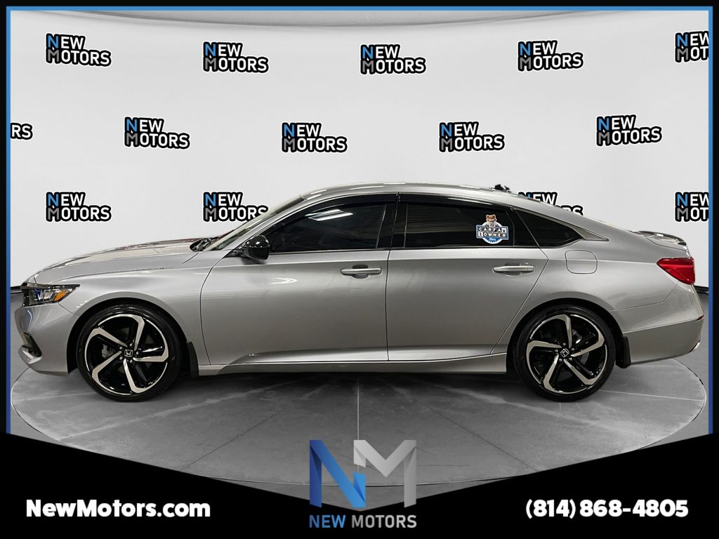 2022 Honda Accord Sport SE 1.5T Lunar Silver at New Motors
