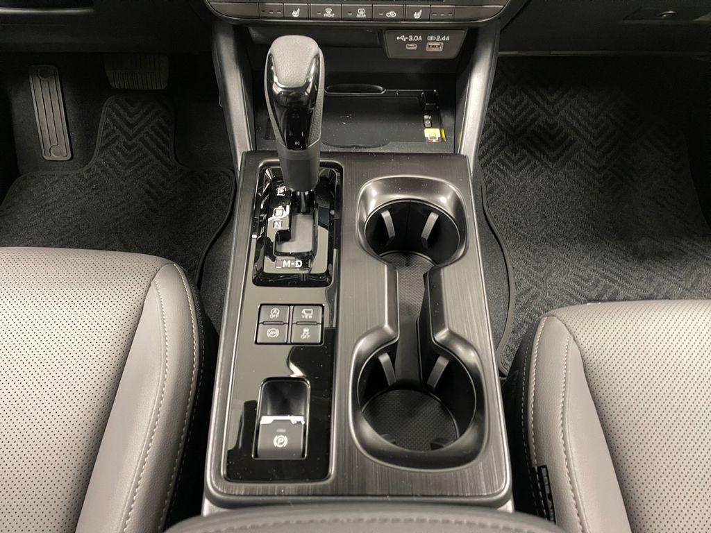 2026 Subaru Outback photo 12 of 16