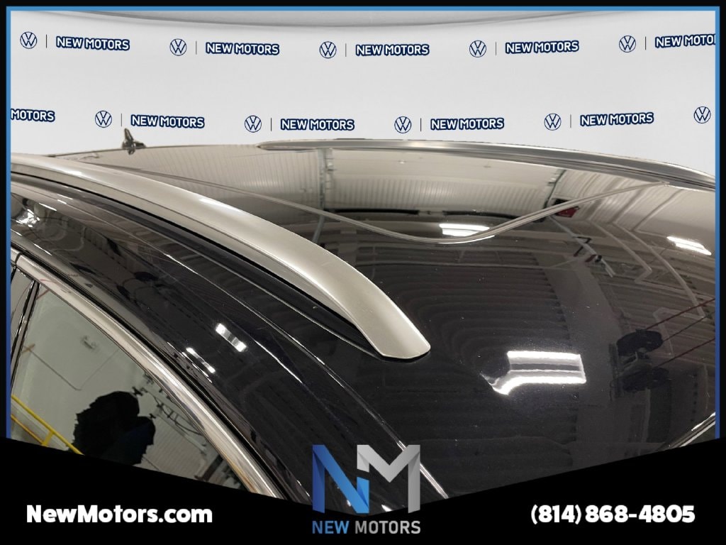 2023 Volkswagen Atlas Cross Sport photo 17 of 18