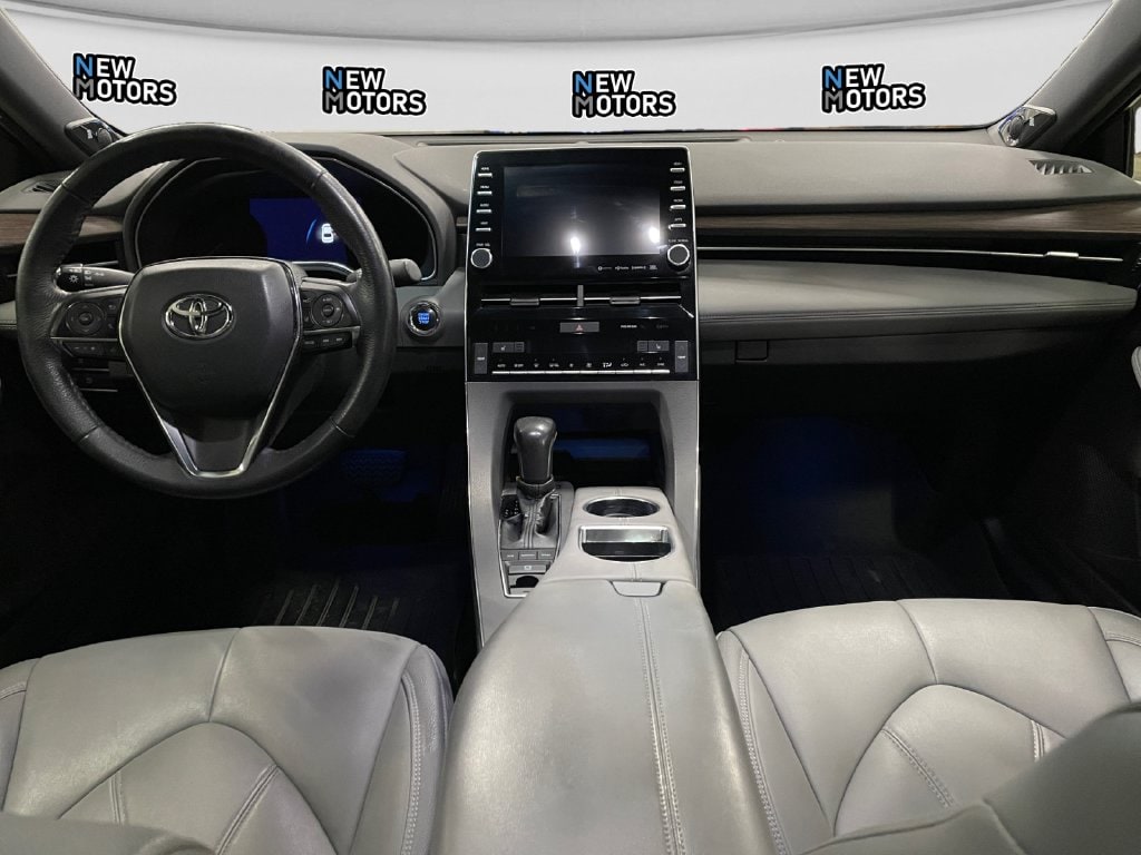 2021 Toyota Avalon photo 10 of 16