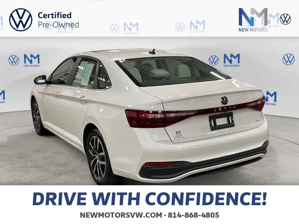 Certified 2025 Volkswagen Jetta 1.5T SE Sedan