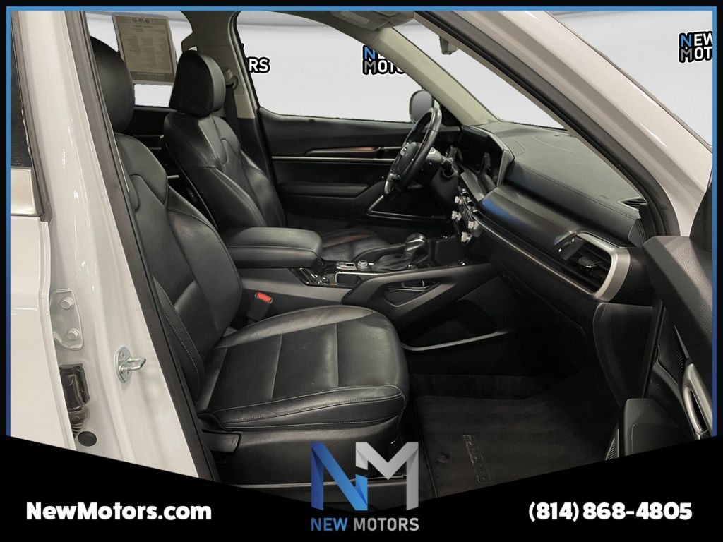 2023 Kia Telluride S Glacial White Pearl at South Park Mitsubishi