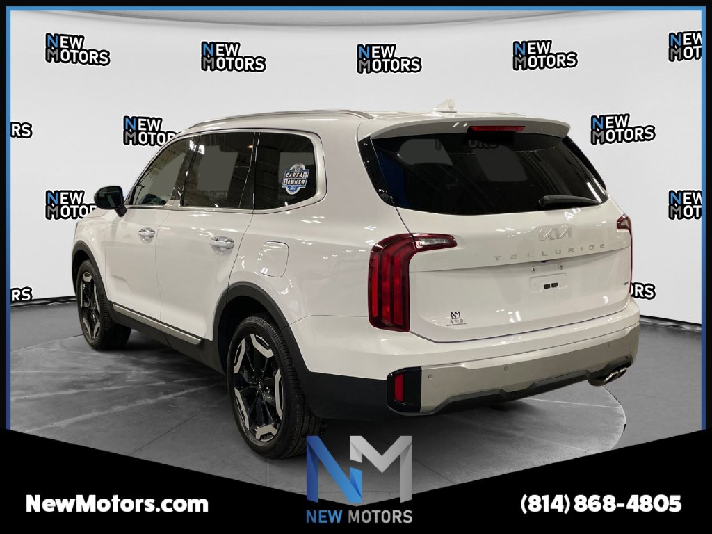 2023 Kia Telluride photo 3 of 15