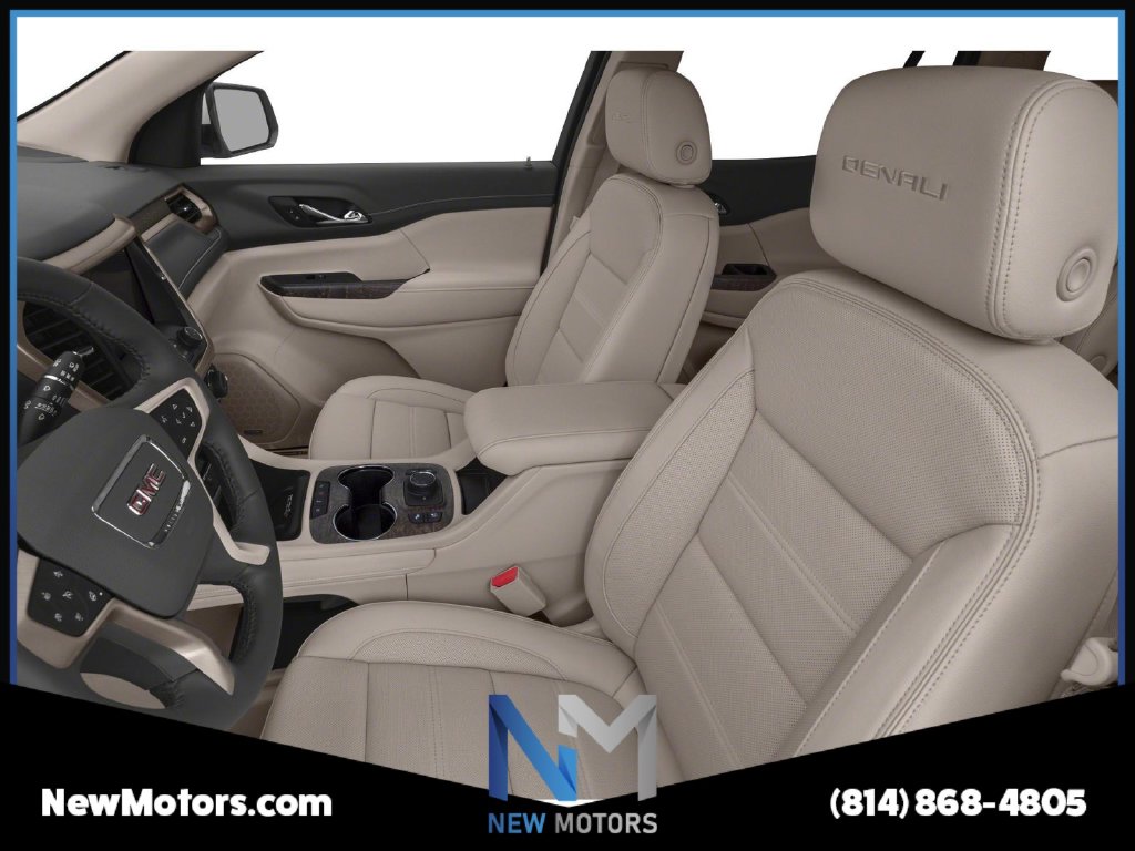 2021 GMC Acadia photo 7 of 12