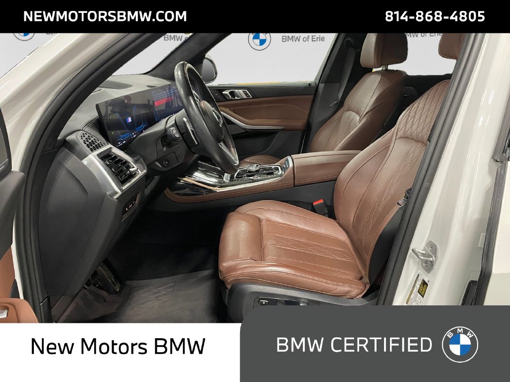 2024 BMW X7 photo 9 of 17