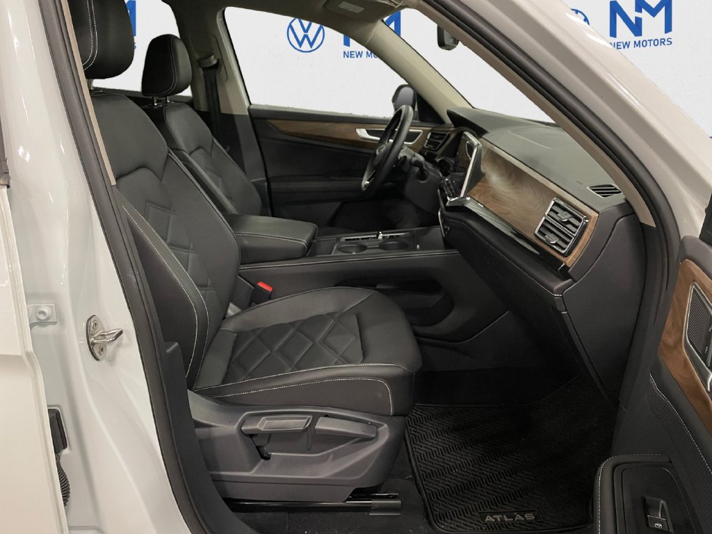2026 Volkswagen Atlas photo 13 of 13