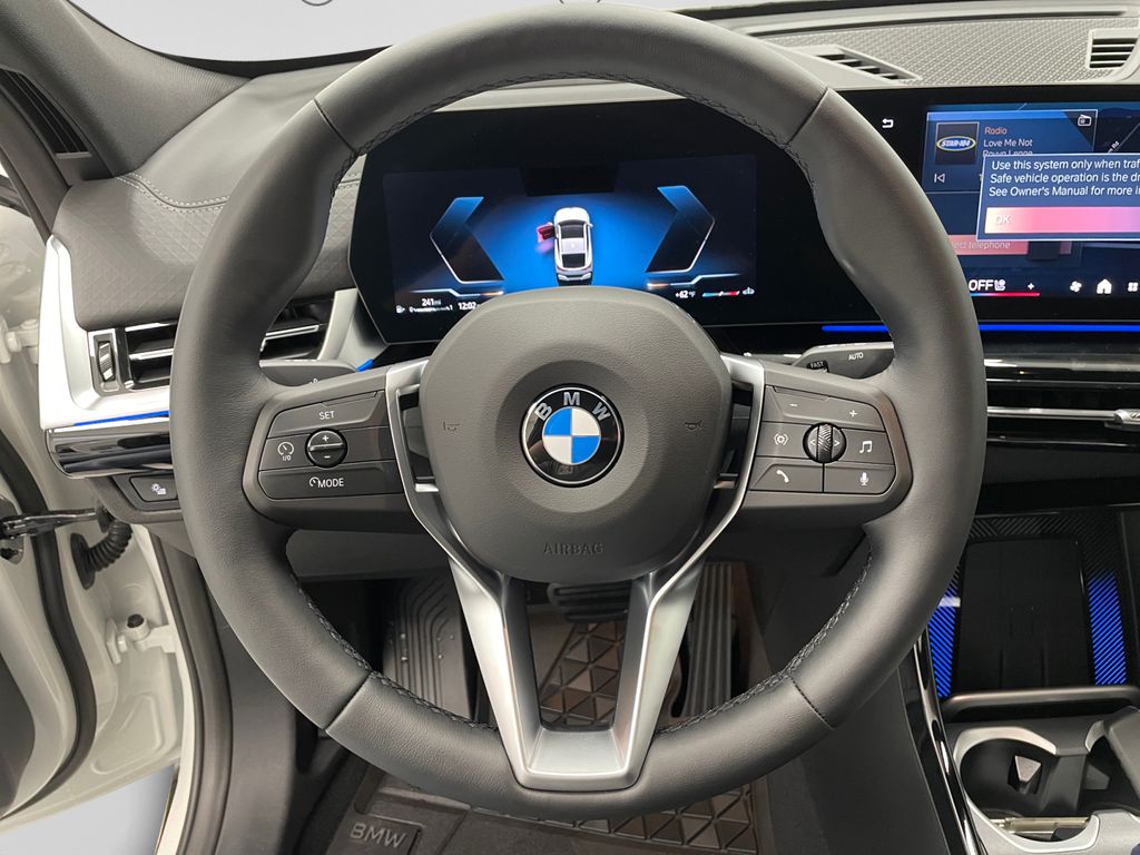 2026 BMW X2 xDrive28i - 11