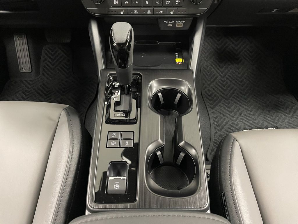 2026 Subaru Outback photo 12 of 16