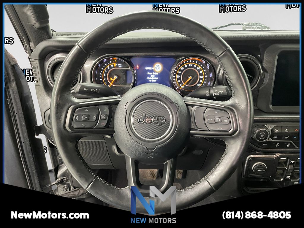 2023 Jeep Gladiator photo 10 of 13