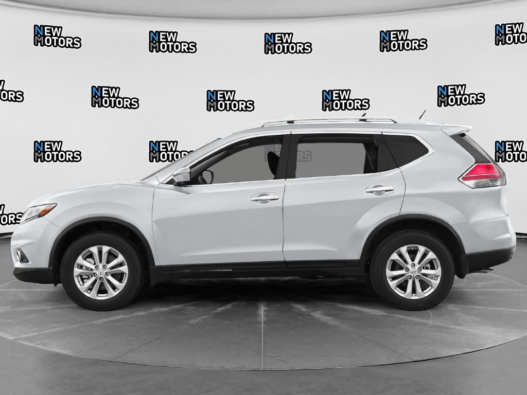 2016 Nissan Rogue photo 3 of 15