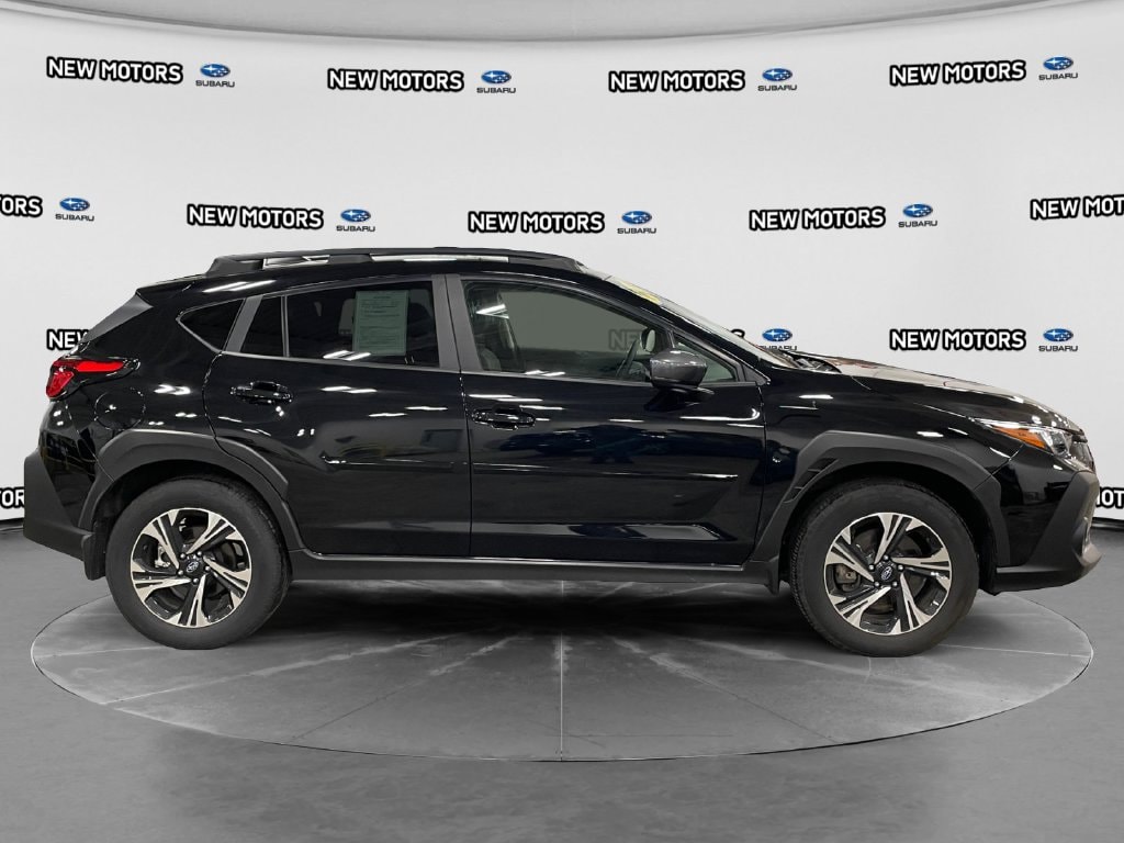2024 Subaru Crosstrek photo 6 of 16