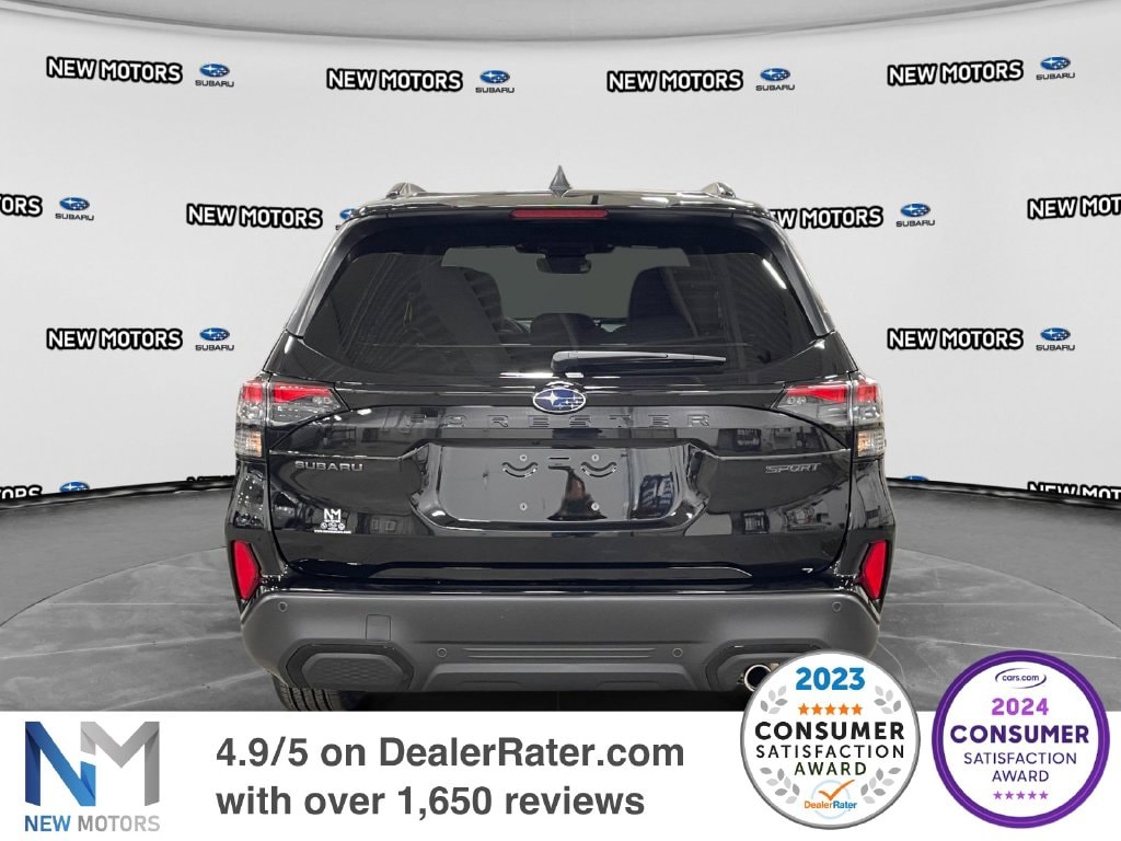 2026 Subaru Forester photo 4 of 18