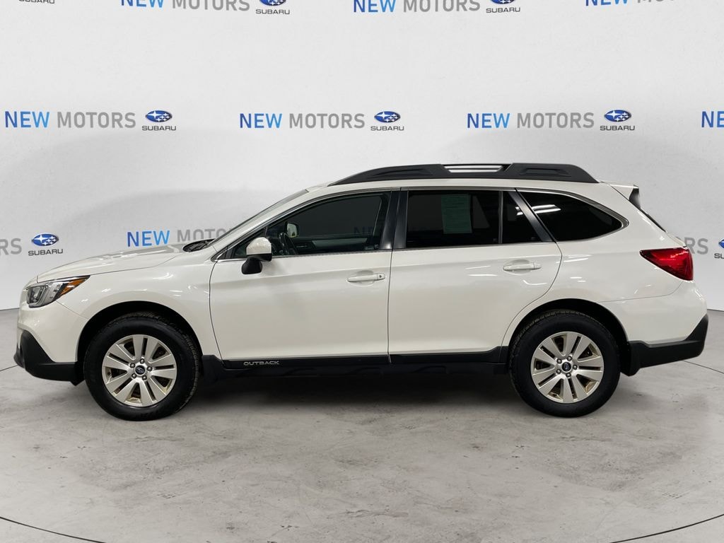 Used 2018 Subaru Outback 2.5i Premium with SUV