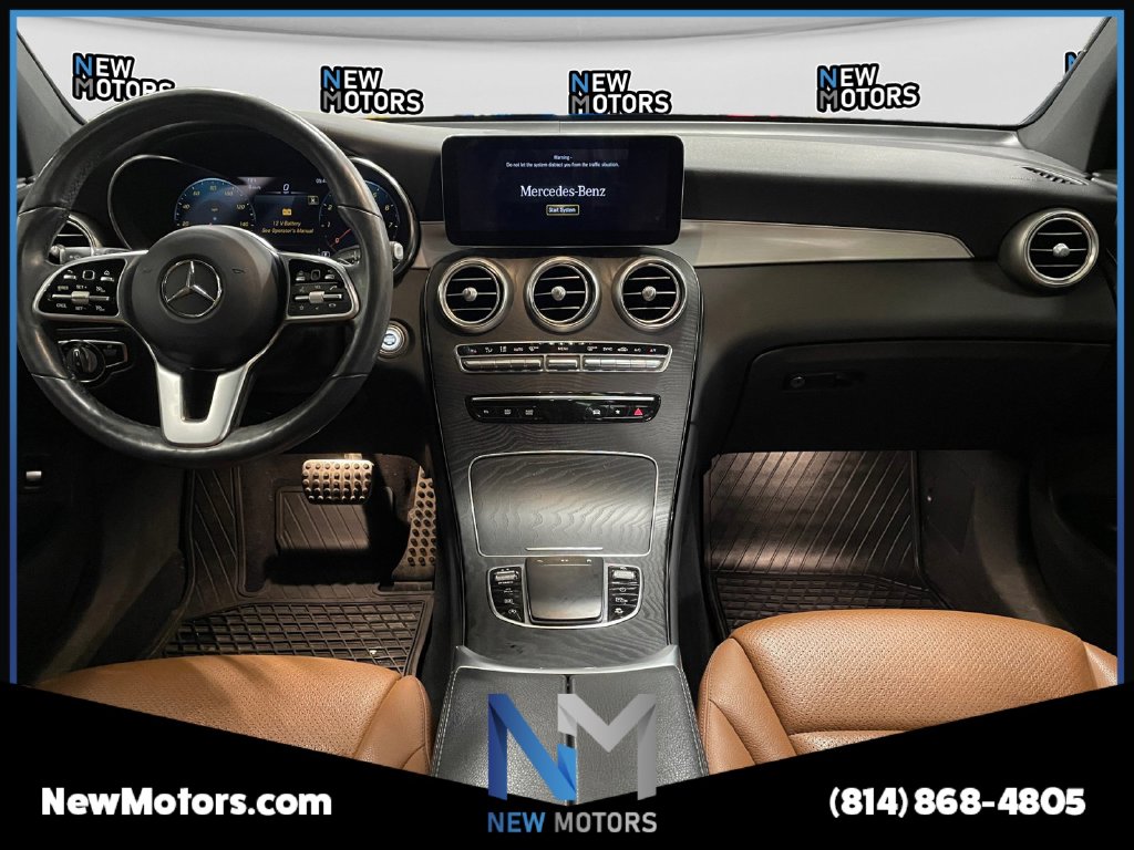 2021 Mercedes-Benz GLC 300 photo 10 of 17