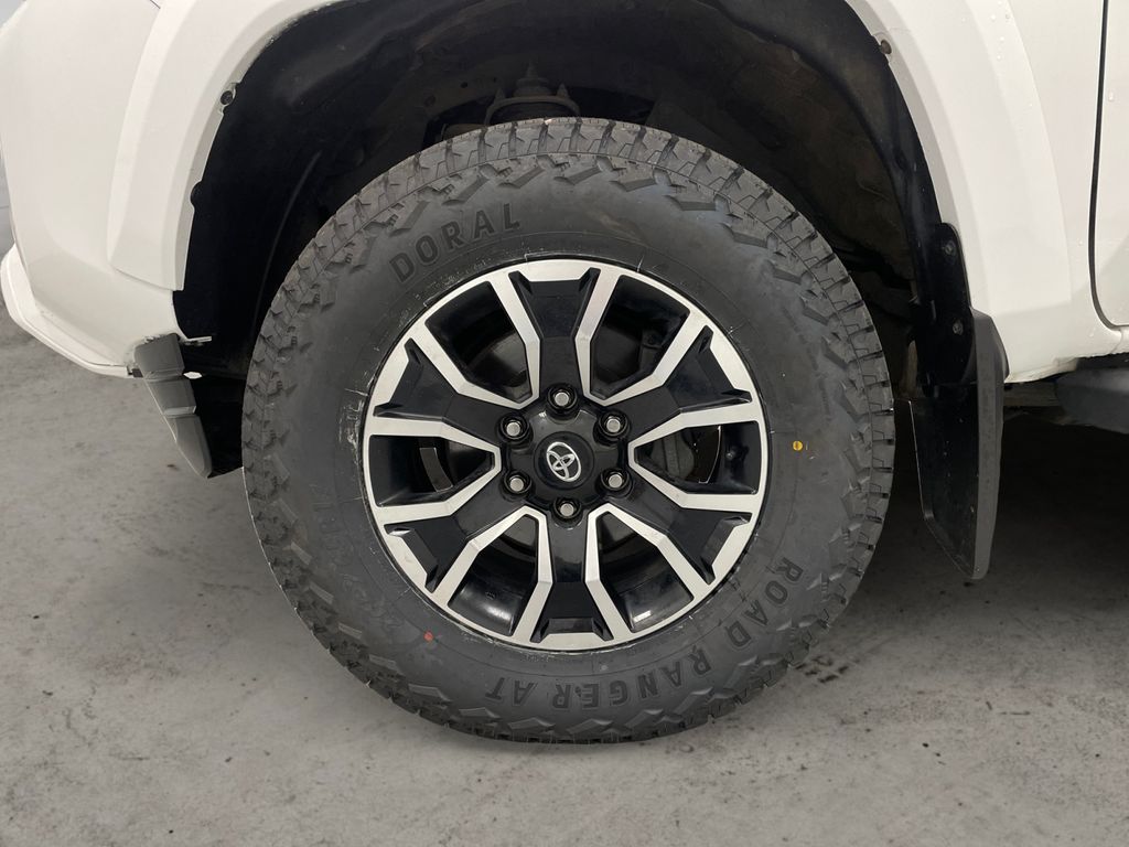 2022 Toyota Tacoma TRD Sport V6 White at Auto Express Rt. 8