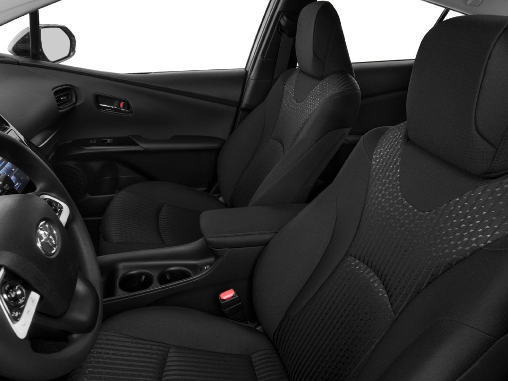 2016 Toyota Prius photo 6 of 10
