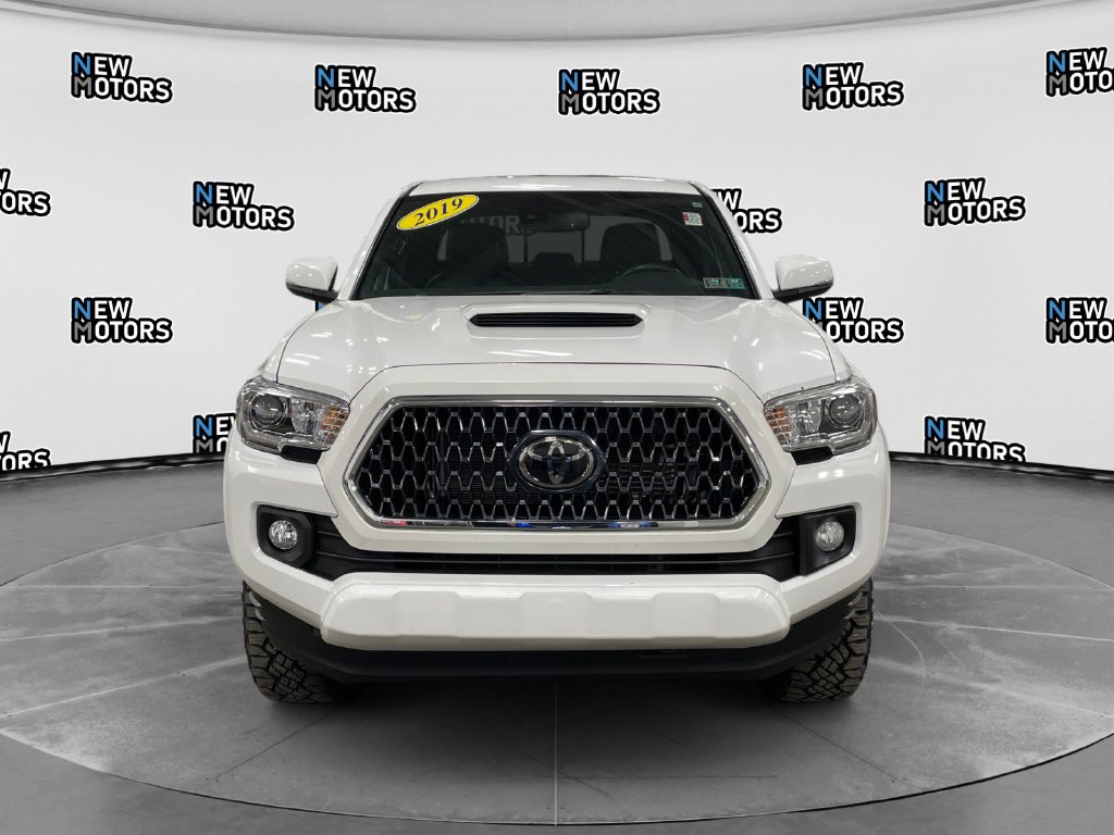 2019 Toyota Tacoma TRD Sport V6 Super White at Auto Express Rt. 8