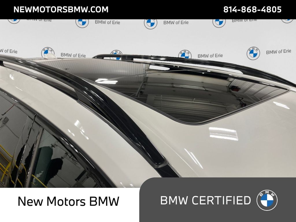 2024 BMW X7 M60i White Metallic at South Park Mitsubishi