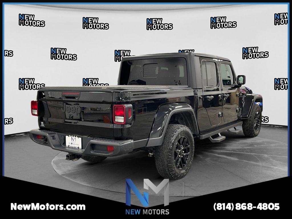 2023 Jeep Gladiator photo 5 of 15
