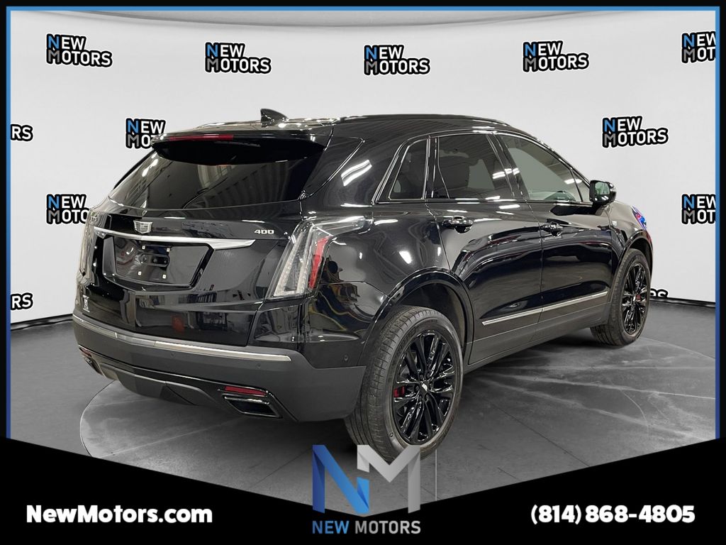 2022 CADILLAC XT5 Sport - 4