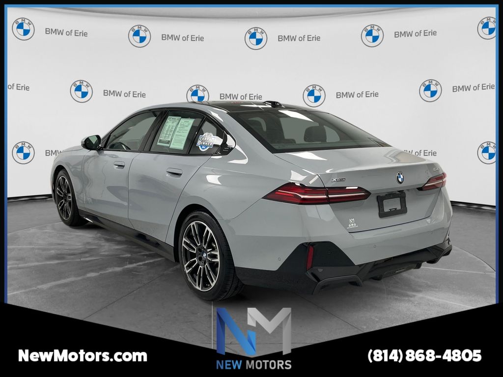 2024 BMW 540i xDrive - 1