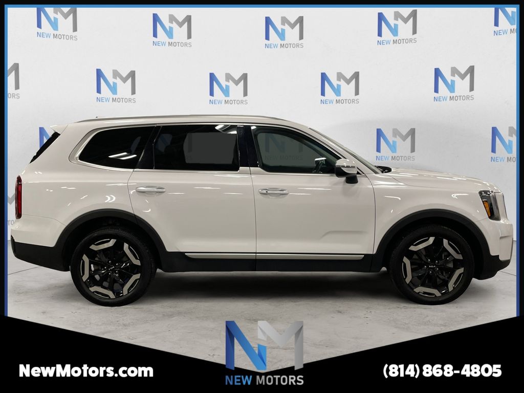 2023 Kia Telluride S Glacial White Pearl at South Park Mitsubishi